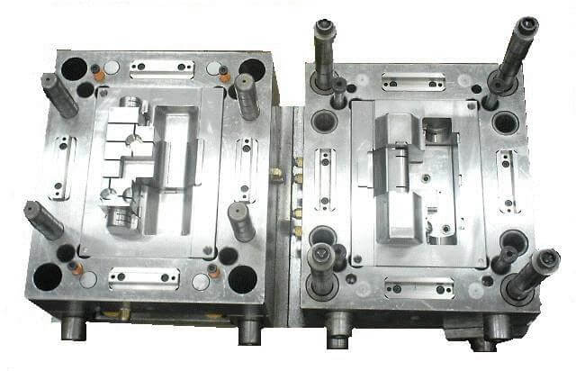 plastic molds-injection-mold
